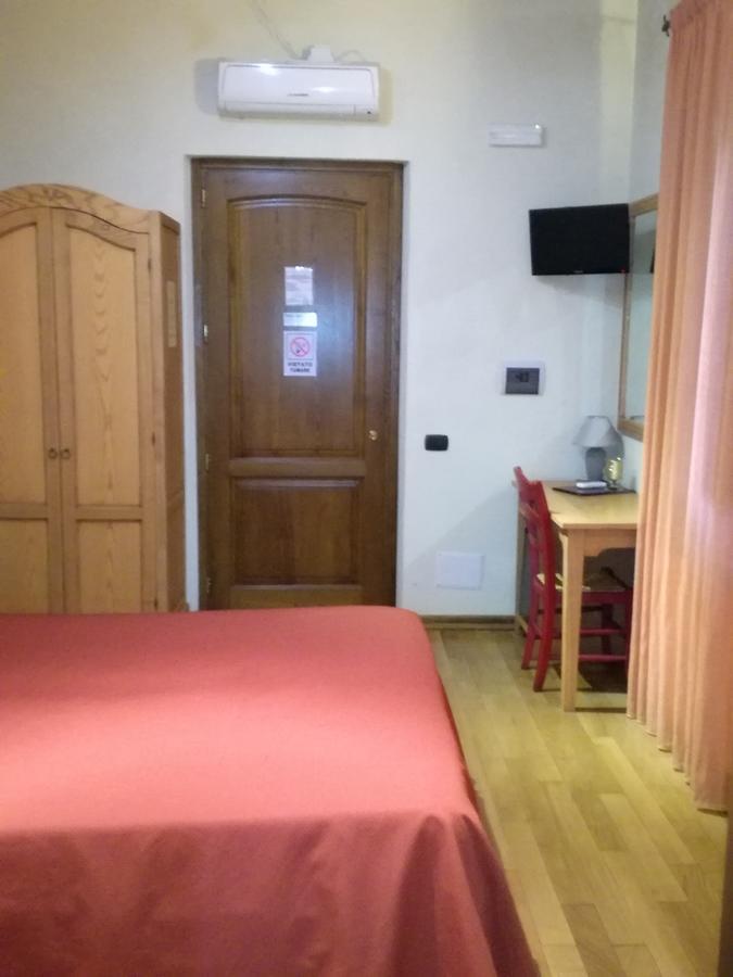 Albergo Arinde เรนเด ภายนอก รูปภาพ