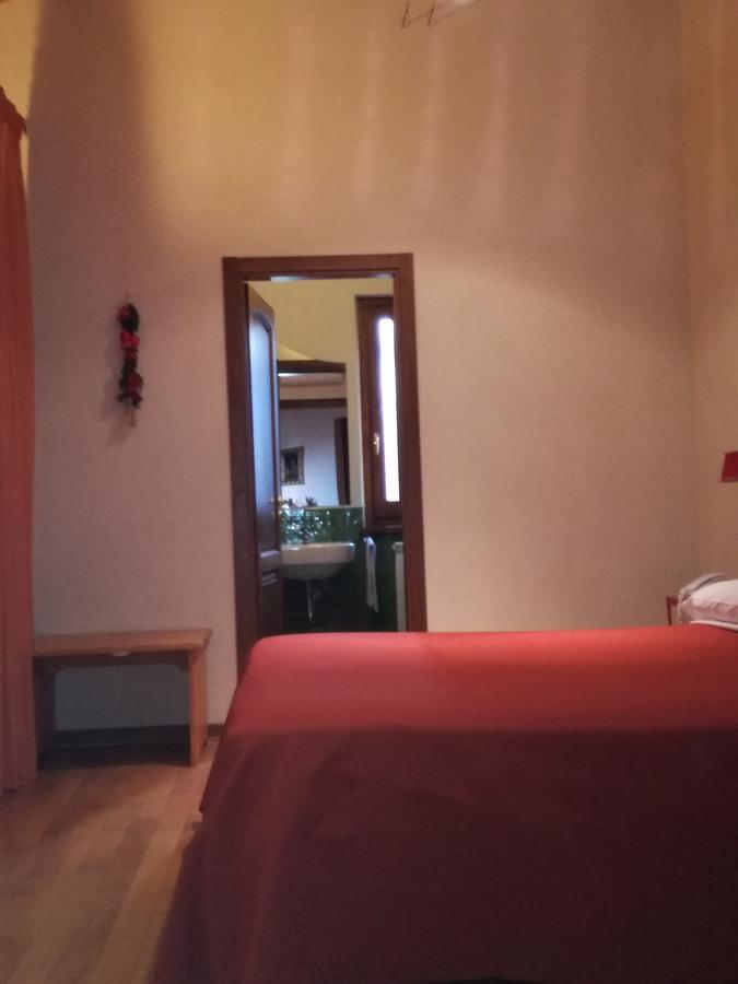 Albergo Arinde เรนเด ภายนอก รูปภาพ